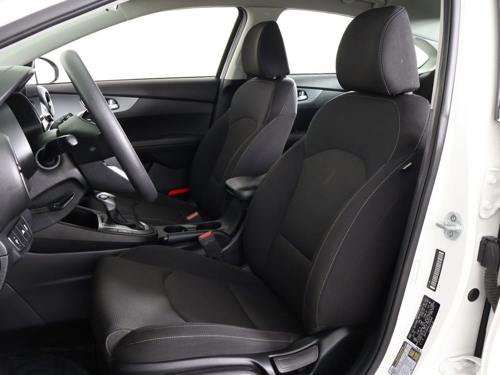 Used 2020 Kia Forte LXS FWD image 27