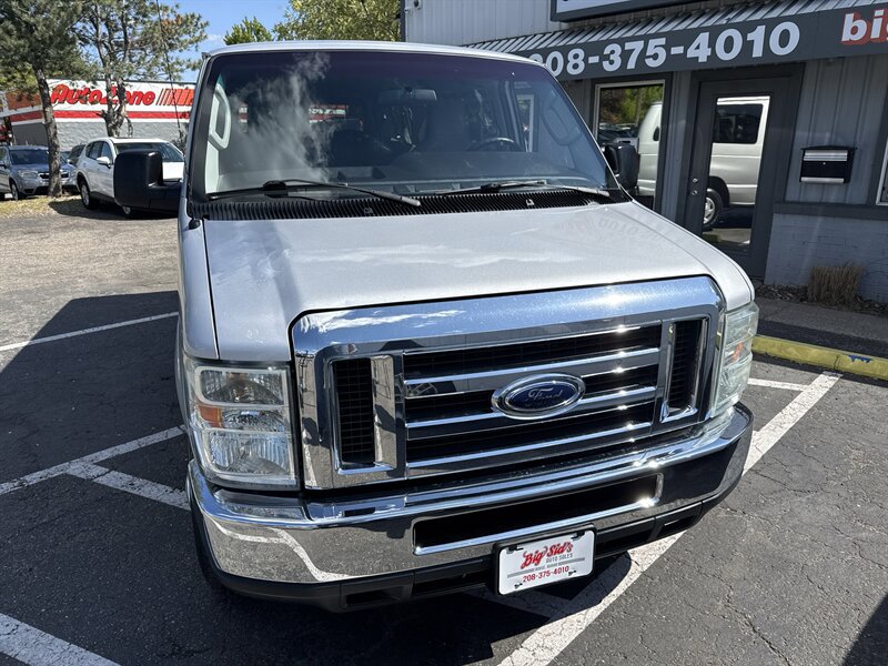 Used 2011 Ford E-350 and Econoline 350 XLT RWD image 12