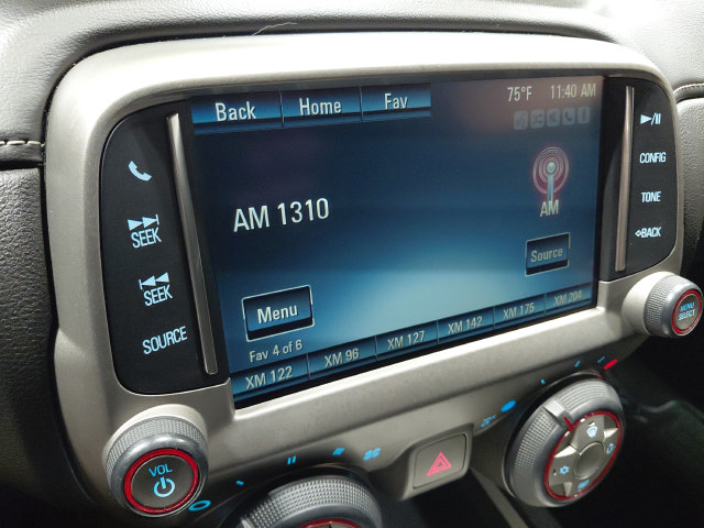 Used 2015 Chevrolet Camaro LT RWD image 25