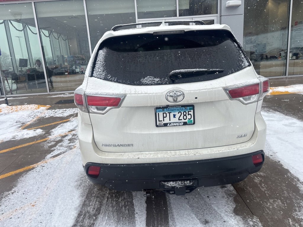 Used 2015 Toyota Highlander XLE image 10