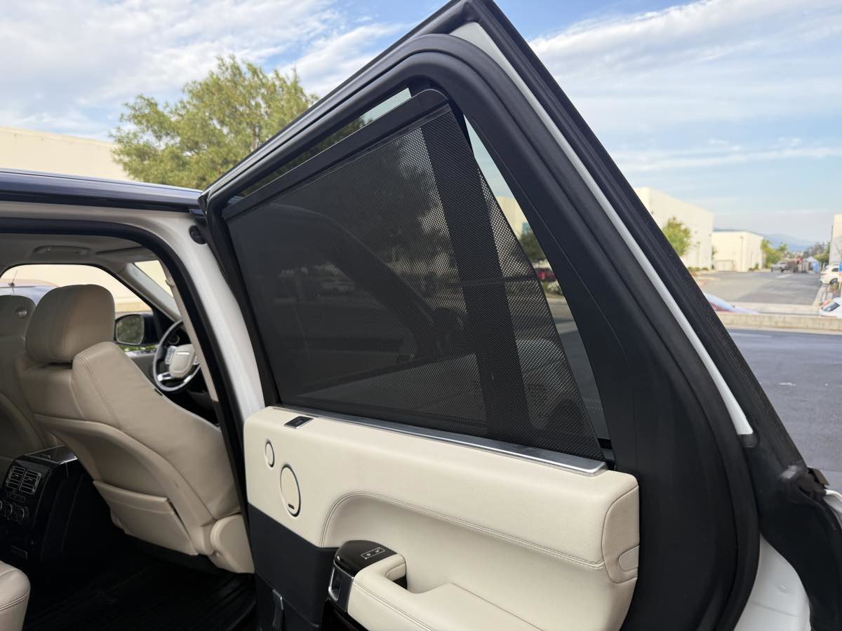 Used 2016 Land Rover Range Rover Long Wheelbase Supercharged image 85