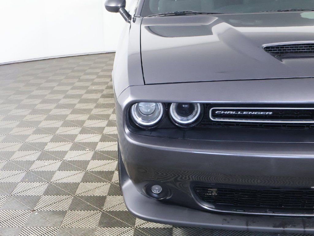 Used 2022 Dodge Challenger GT image 10