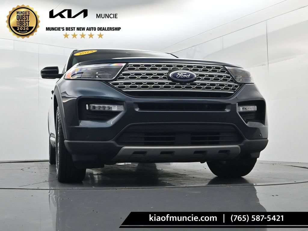 Used 2023 Ford Explorer Limited w/ Equipment Group 301A RWD image 39