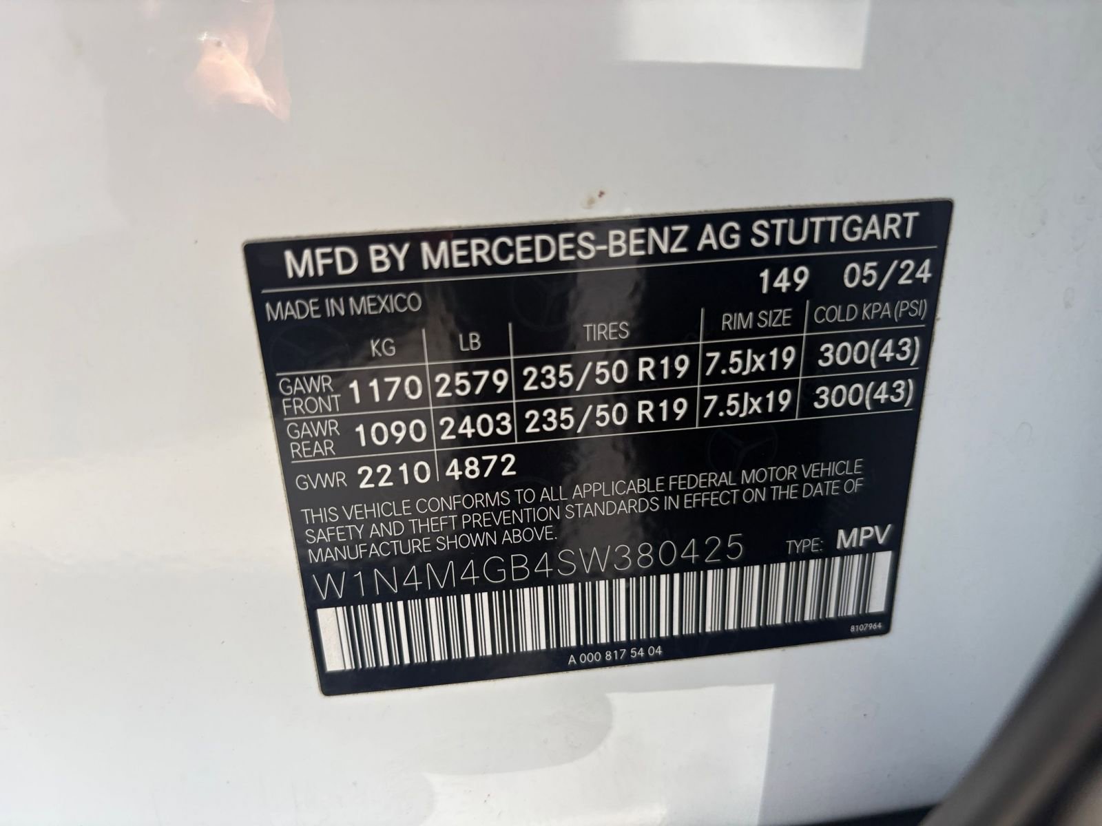 Used 2025 Mercedes-Benz GLB 250 image 32