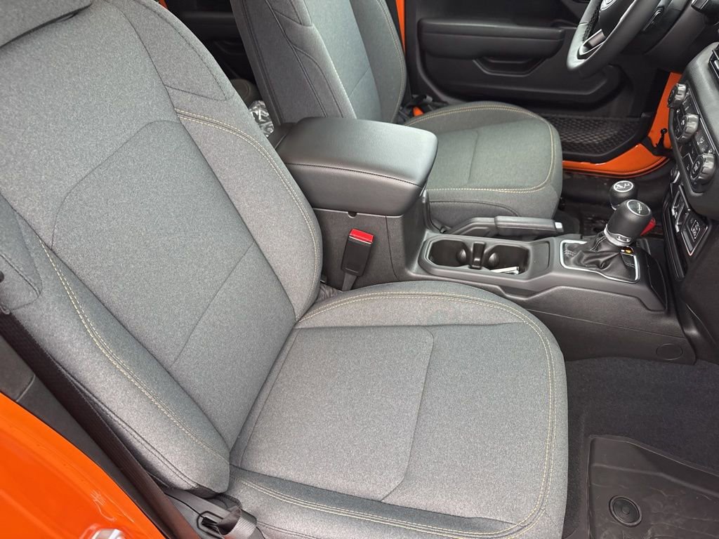 New 2025 Jeep Gladiator Sport image 51