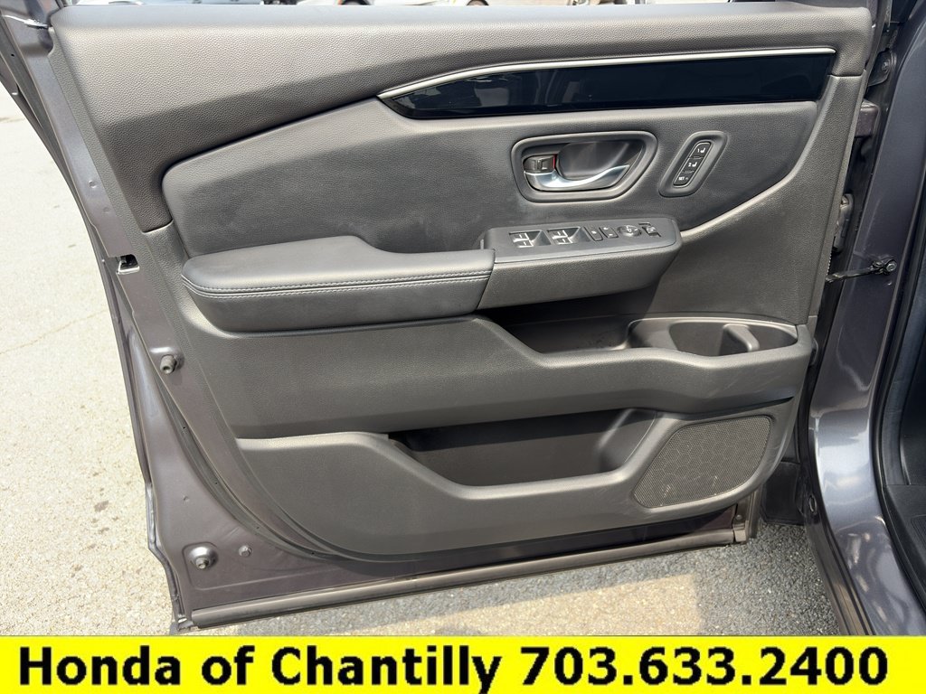 Certified 2024 Honda Pilot Touring image 24