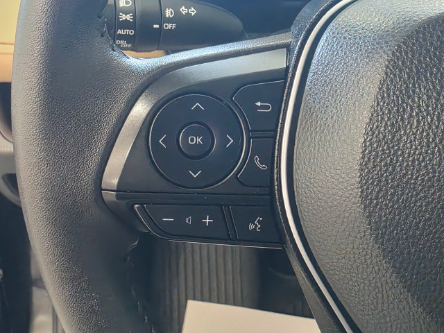 Used 2025 Toyota RAV4 Limited AWD/4WD image 16