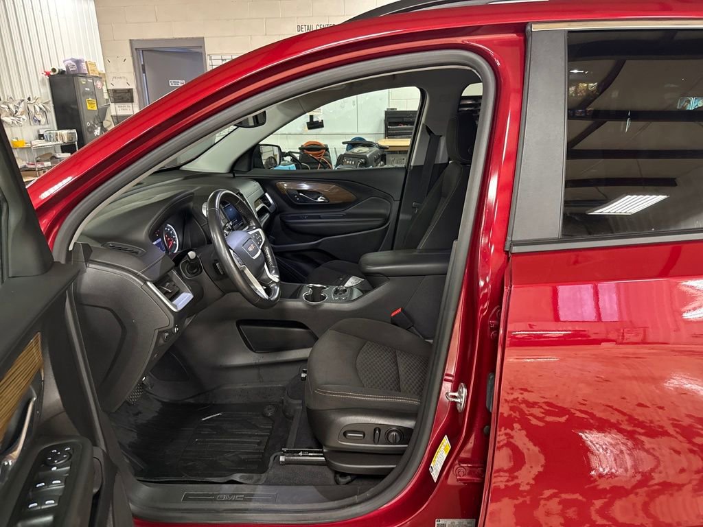 Certified 2021 GMC Terrain SLE w/ Driver Convenience Package image 13