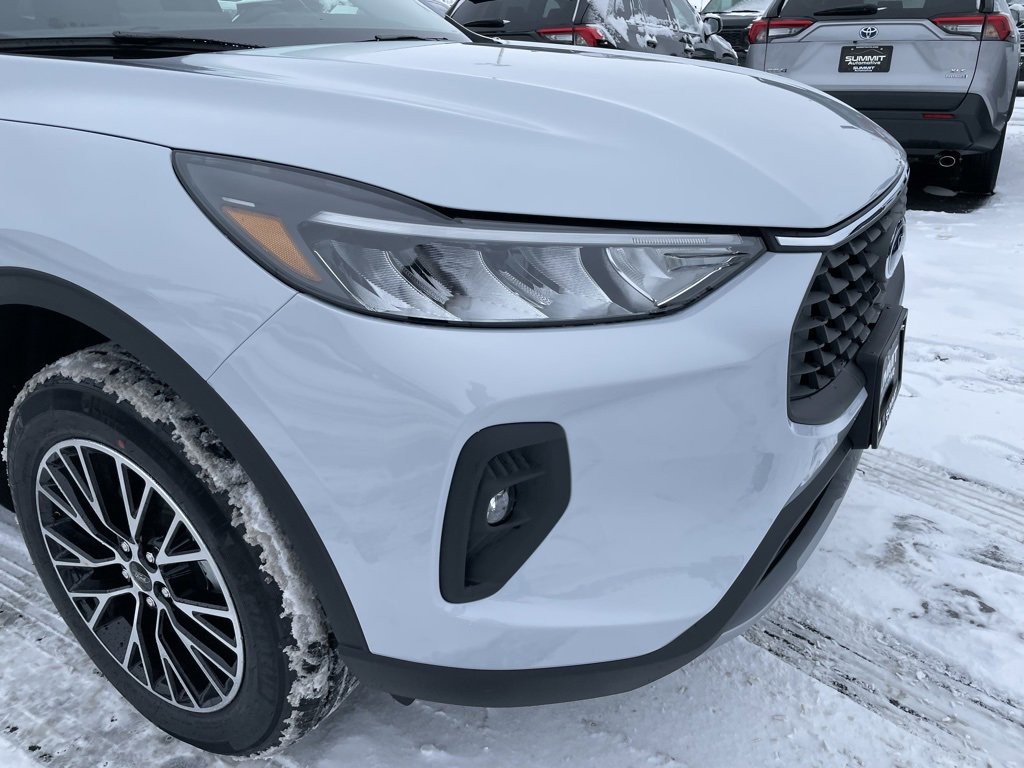 New 2026 Ford Escape SE image 30