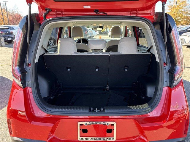 Certified 2025 Kia Soul LX w/ LX Technology Package image 12
