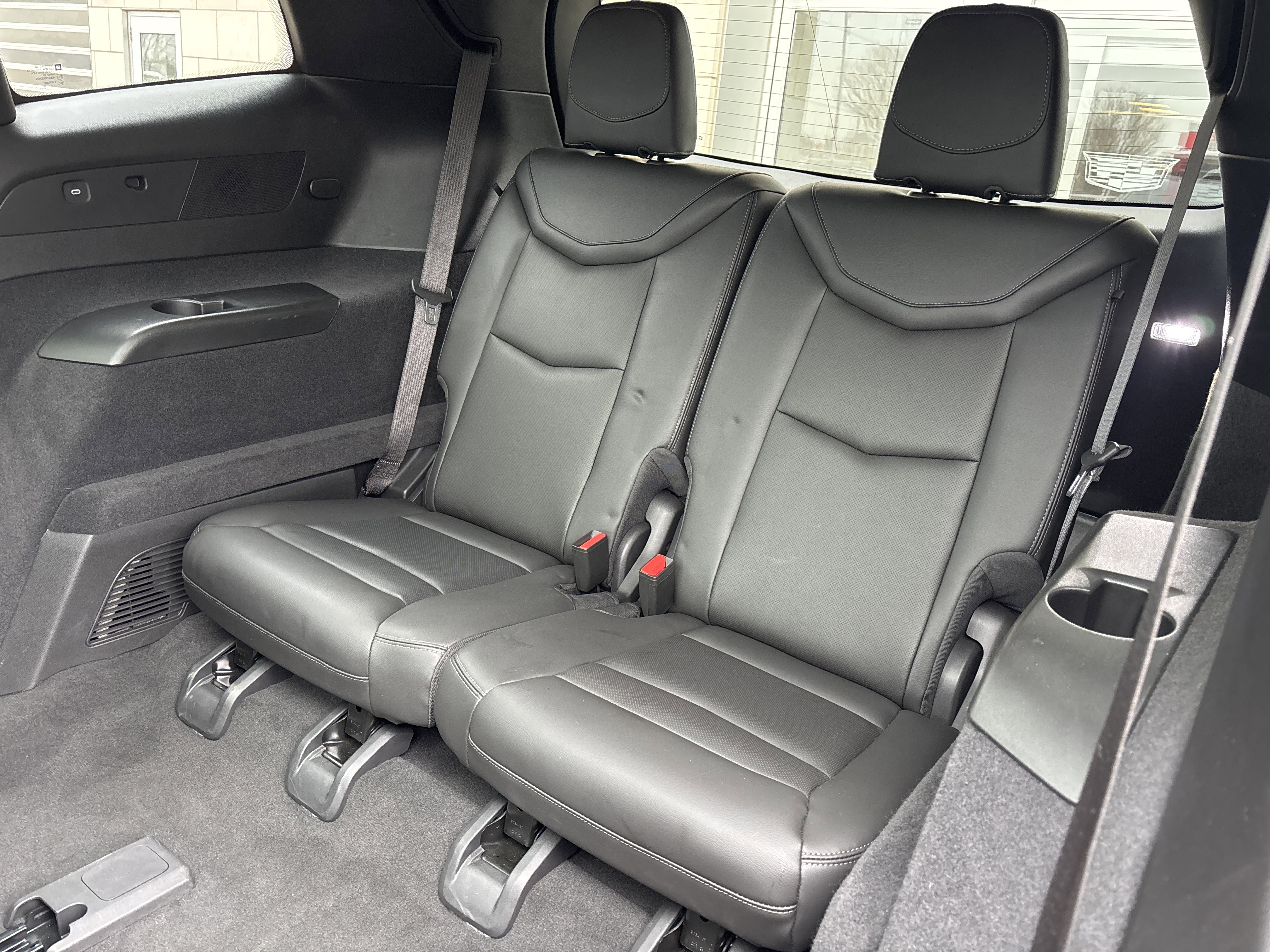 Used 2025 Cadillac XT6 Premium Luxury image 31