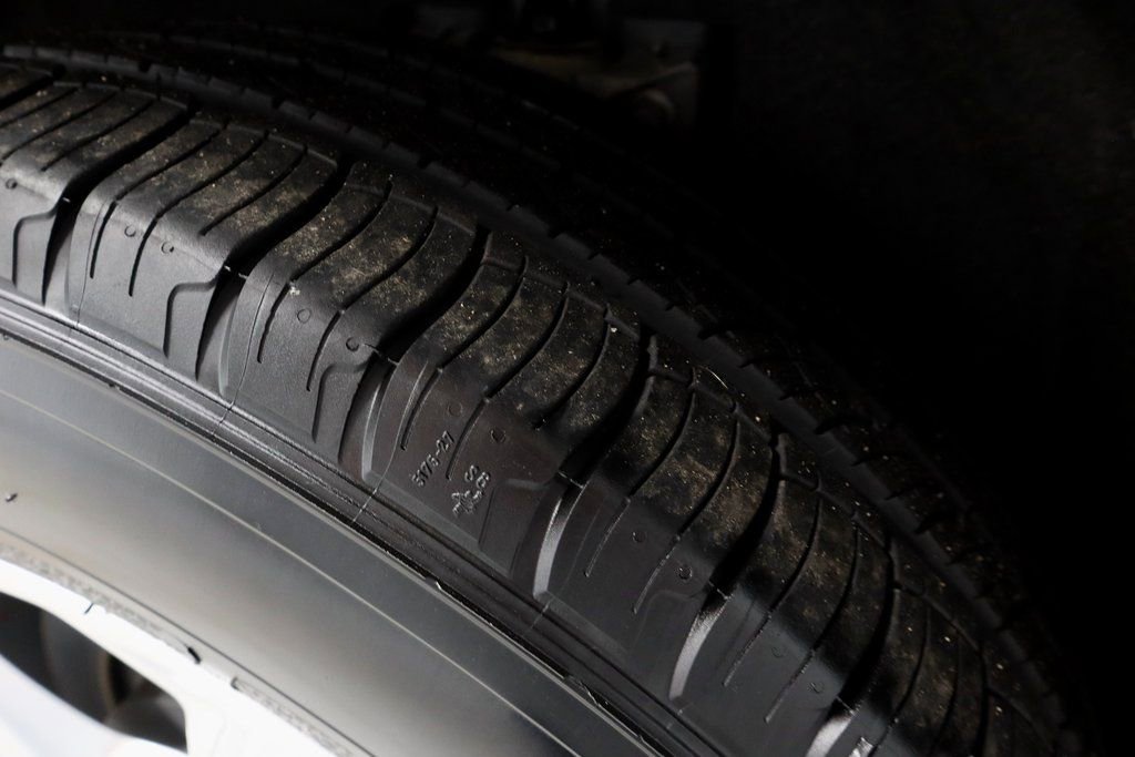 Certified 2023 Ford Edge SE image 20