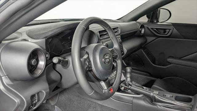Used 2023 Toyota GR86 Premium w/ ALL Weather Mat Package (TMS) RWD image 22