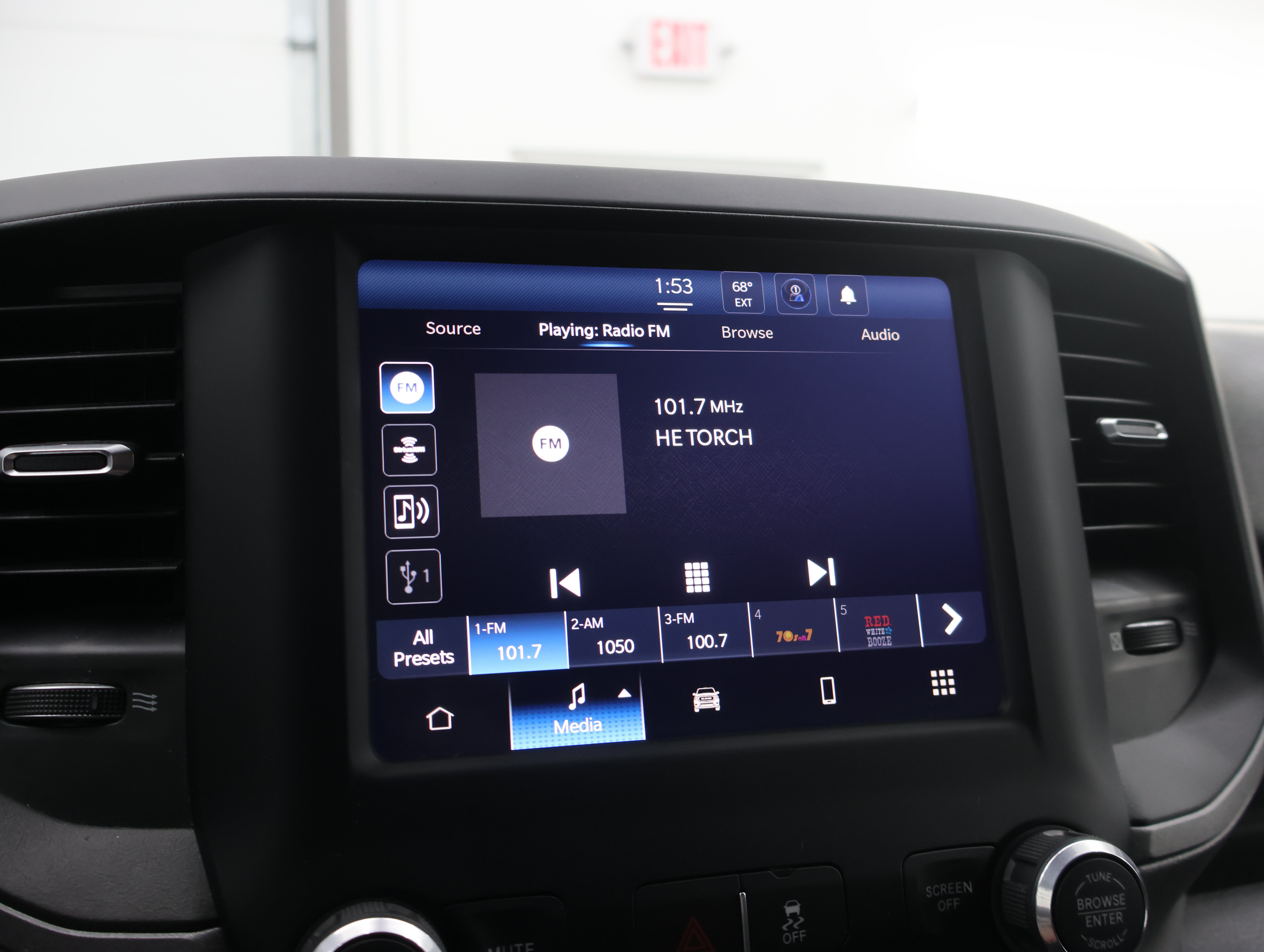 Used 2024 RAM 3500 Tradesman w/ Chrome Appearance Group AWD/4WD image 48