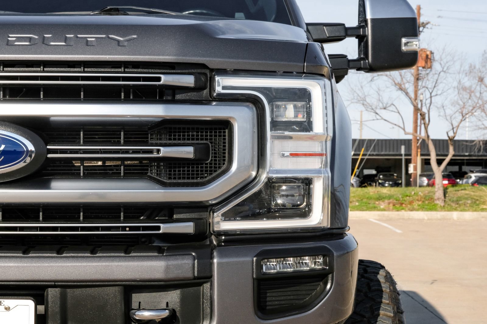 Used 2022 Ford F250 Platinum w/ FX4 Off-Road Package AWD/4WD image 52