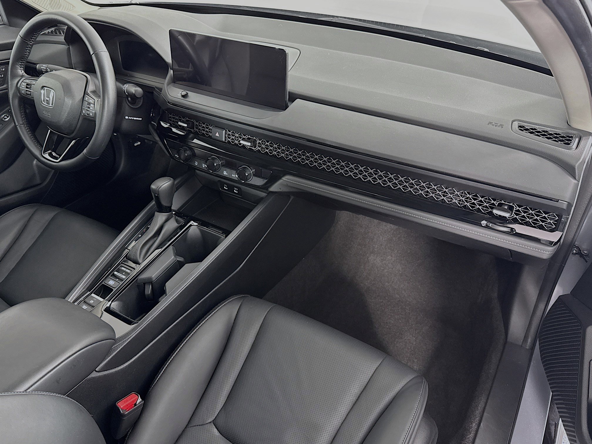 Certified 2024 Honda Accord EX-L image 28