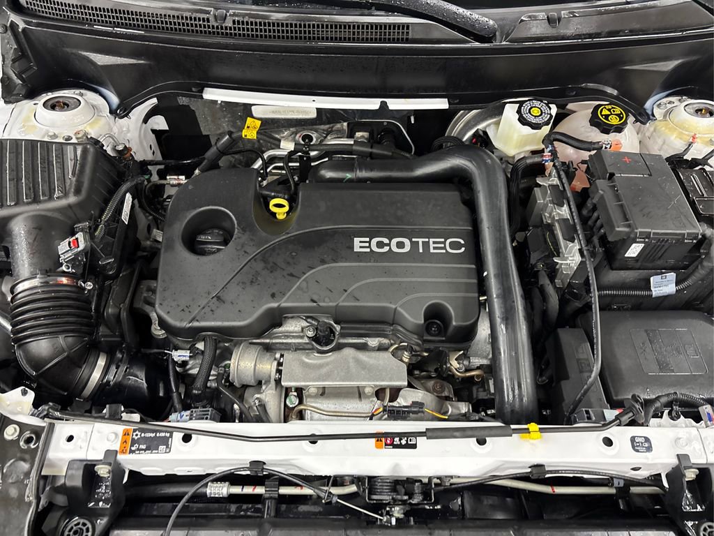 Used 2022 GMC Terrain SLT image 13