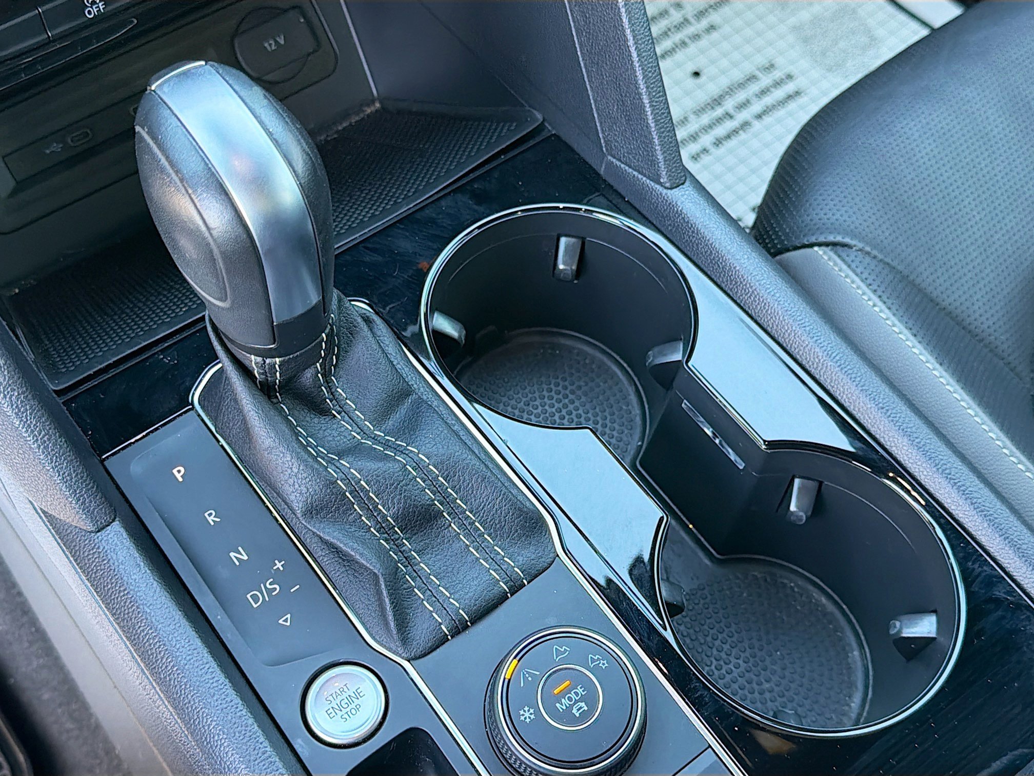 Used 2023 Volkswagen Atlas Cross Sport SEL Premium R-Line image 29