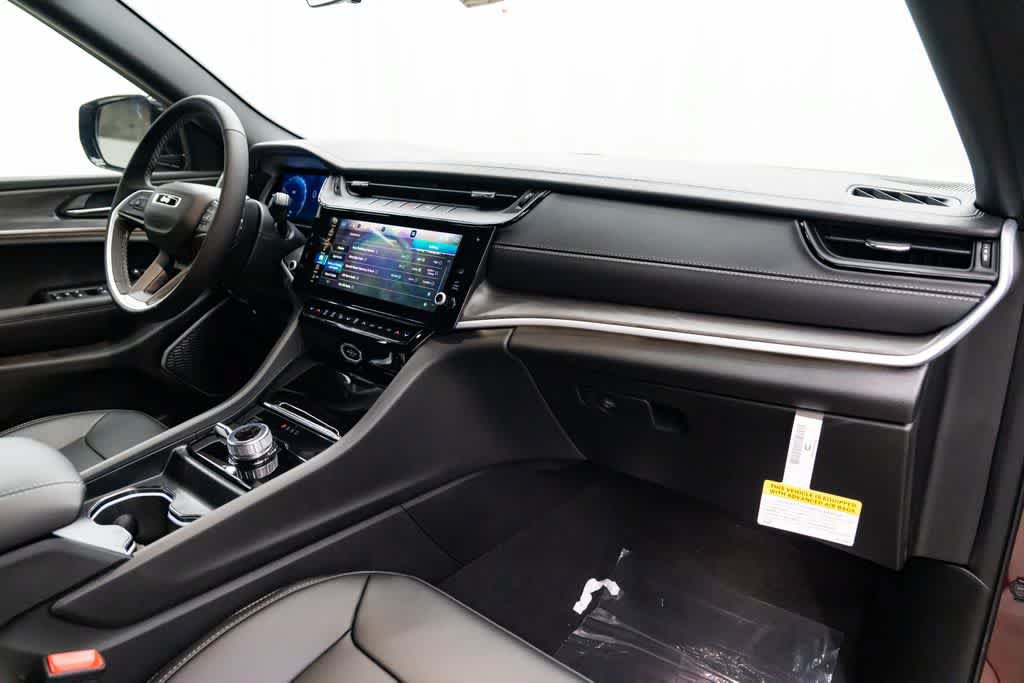 New 2026 Jeep Grand Cherokee L Limited AWD/4WD image 31