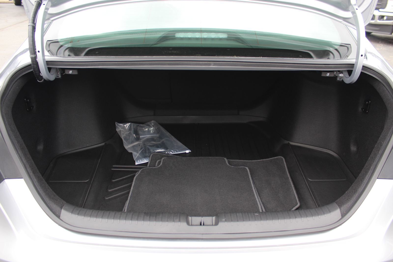 Used 2025 Honda Accord Sport image 24