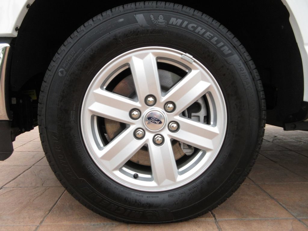 Used 2024 Ford F150 XL w/ Equipment Group 103A High RWD image 9