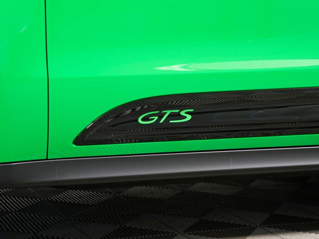 New 2026 Porsche Macan GTS AWD/4WD image 12
