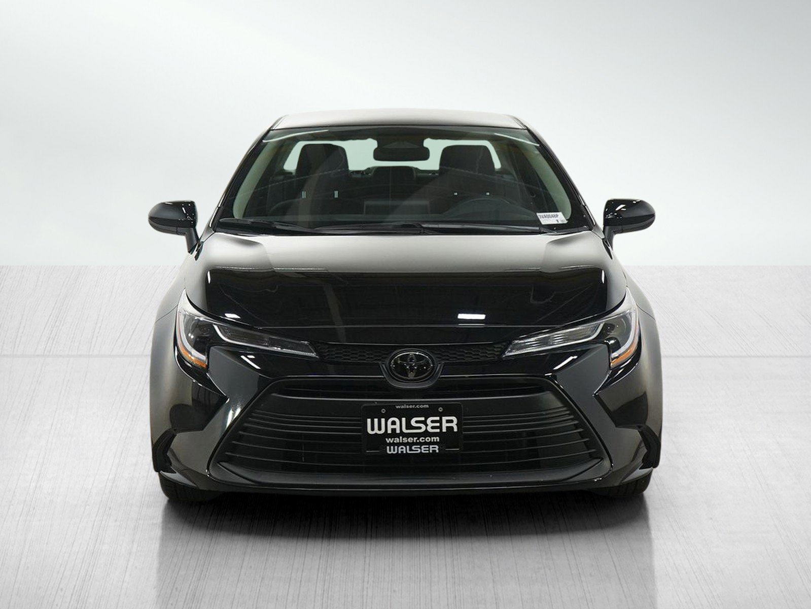 Used 2025 Toyota Corolla LE FWD image 8
