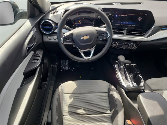 New 2026 Chevrolet Trax LT w/ Driver Confidence Package image 15