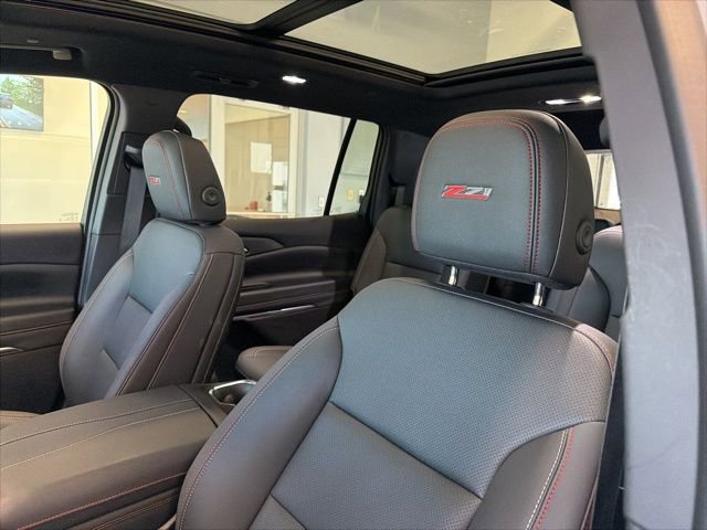 Used 2025 Chevrolet Traverse Z71 w/ Enhanced Driving Package image 15