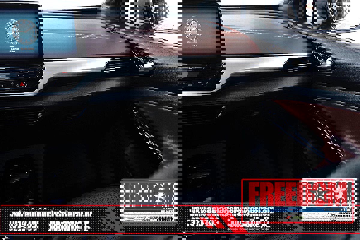 Used 2021 Volkswagen ID.4 Pro S w/ ID.4 Protection Package (IPT) image 32