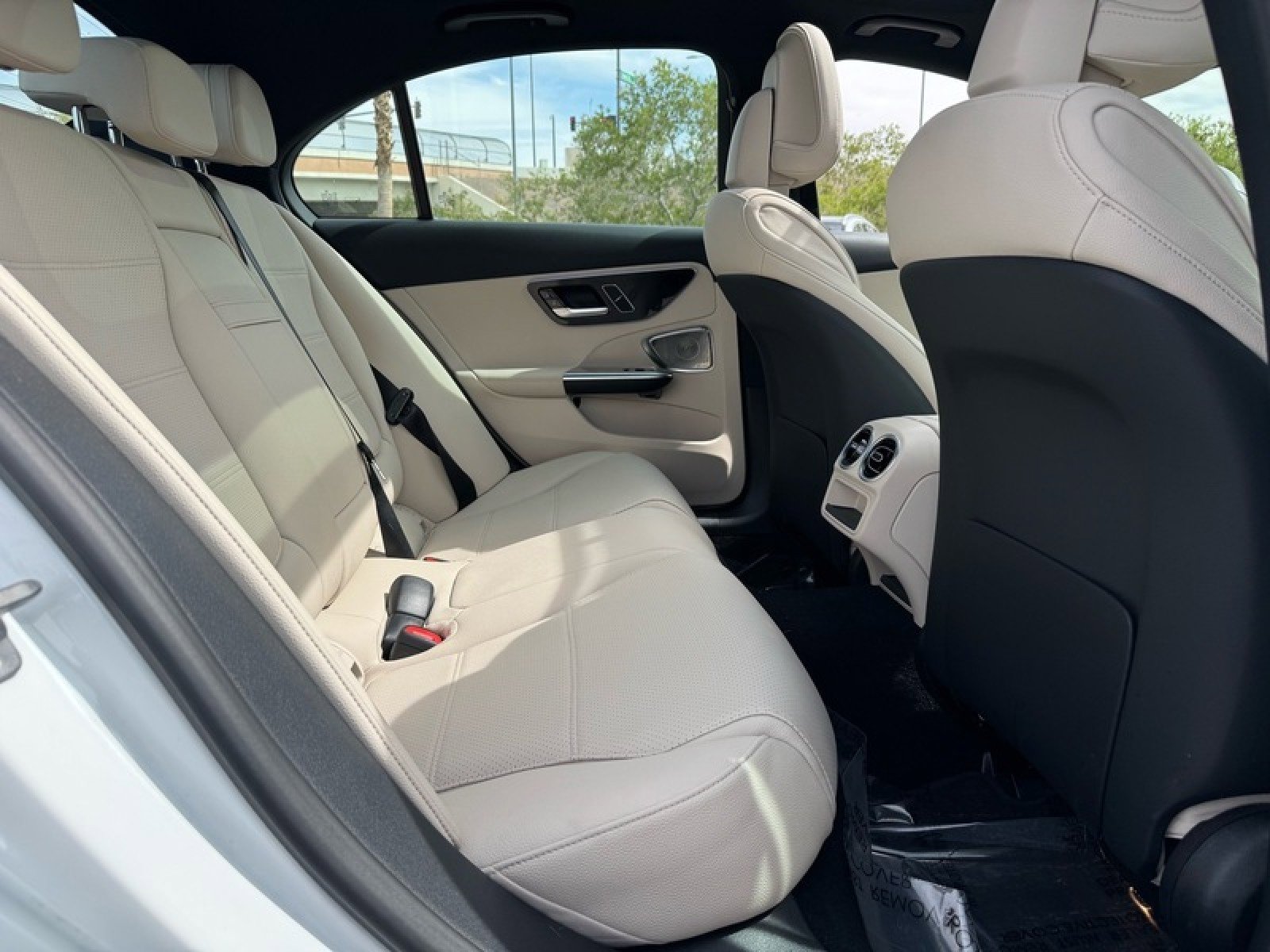 Certified 2024 Mercedes-Benz C 300 Sedan image 23