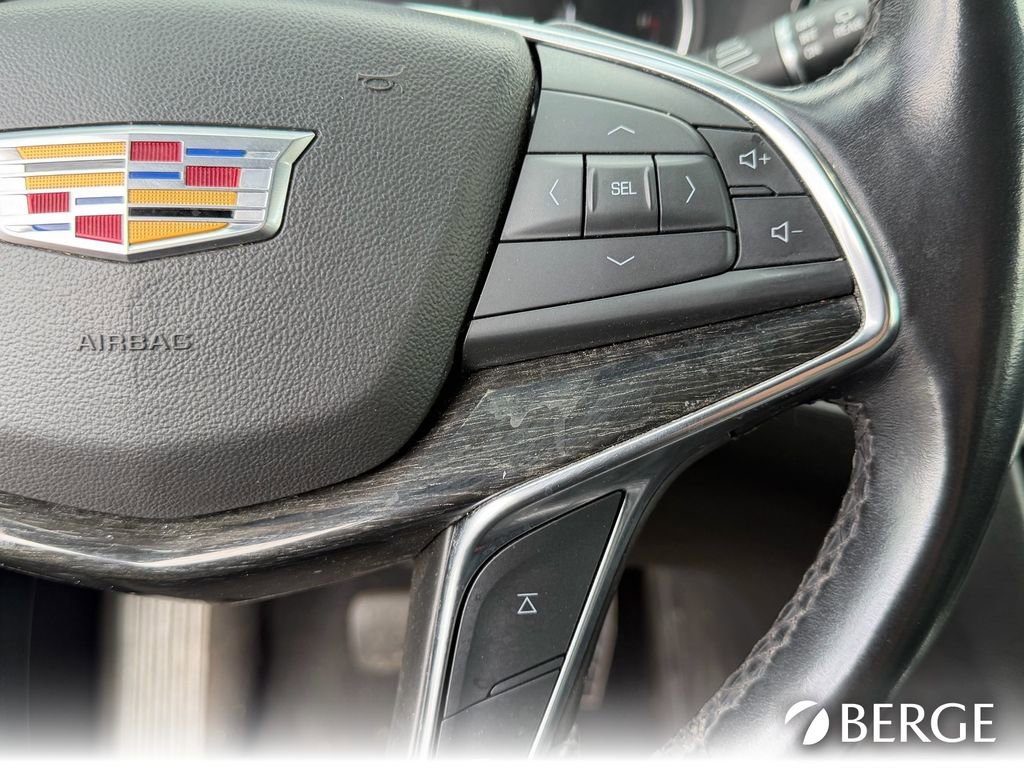 Used 2022 Cadillac XT5 Premium Luxury image 35