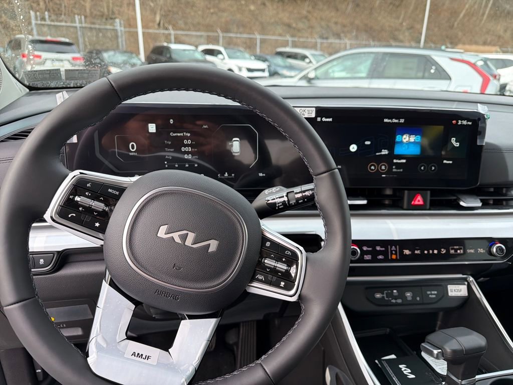 New 2026 Kia Carnival SX Prestige image 13