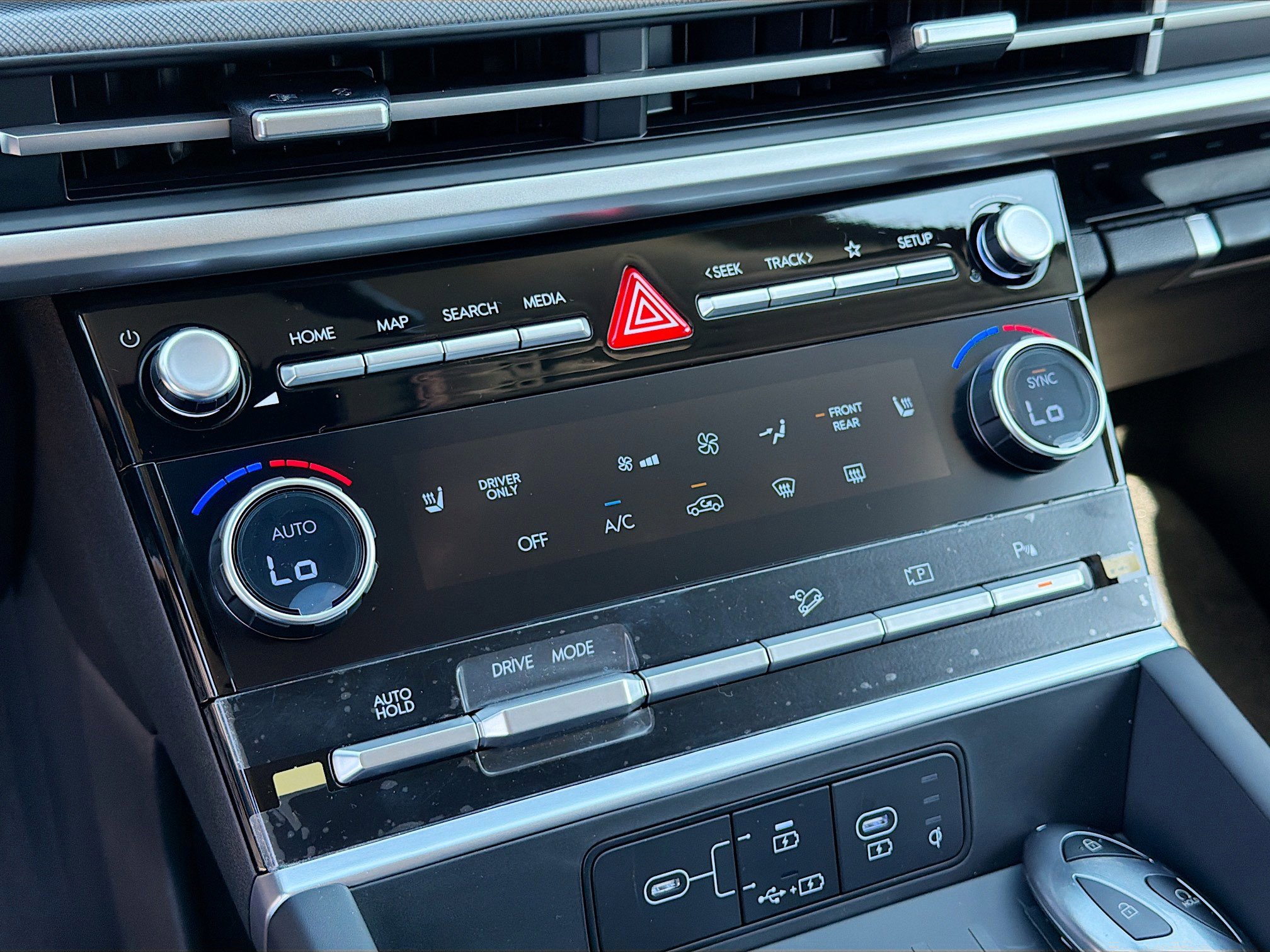 New 2026 Hyundai Santa Fe SEL w/ Tow & Go Package image 32