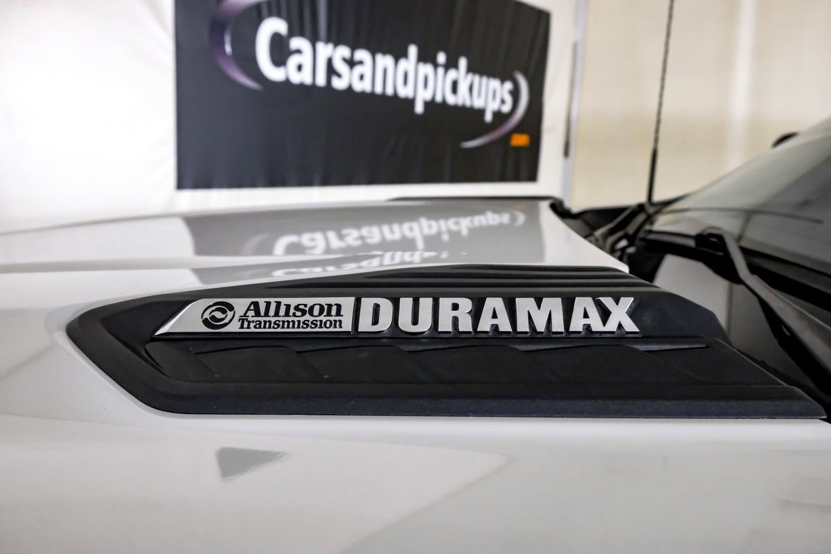 Used 2023 Chevrolet Silverado 2500 LT image 46