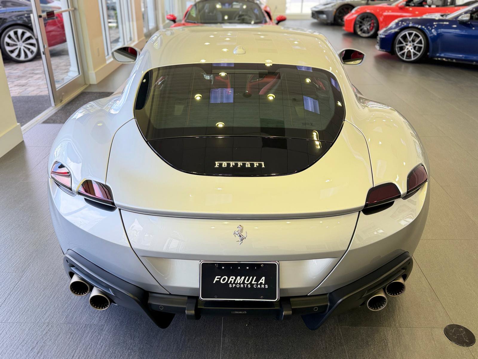 Used 2022 Ferrari Roma RWD image 16