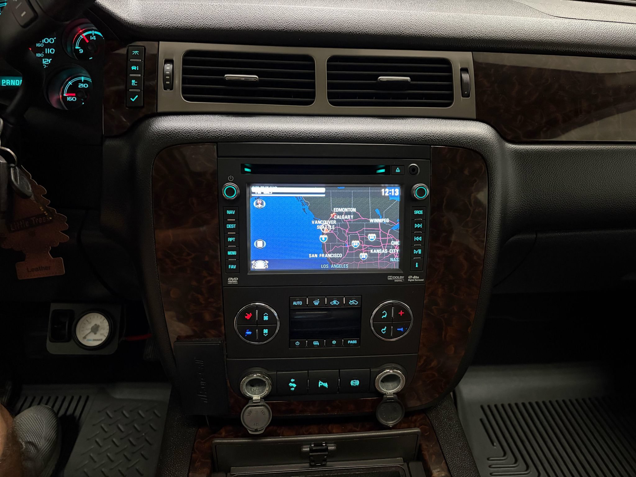 Used 2013 GMC Sierra 3500 Denali AWD/4WD image 13