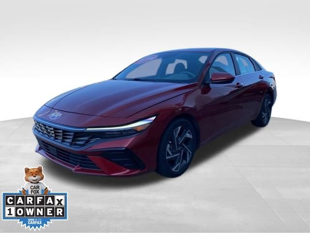 Used 2024 Hyundai Elantra SEL w/ Convenience Package