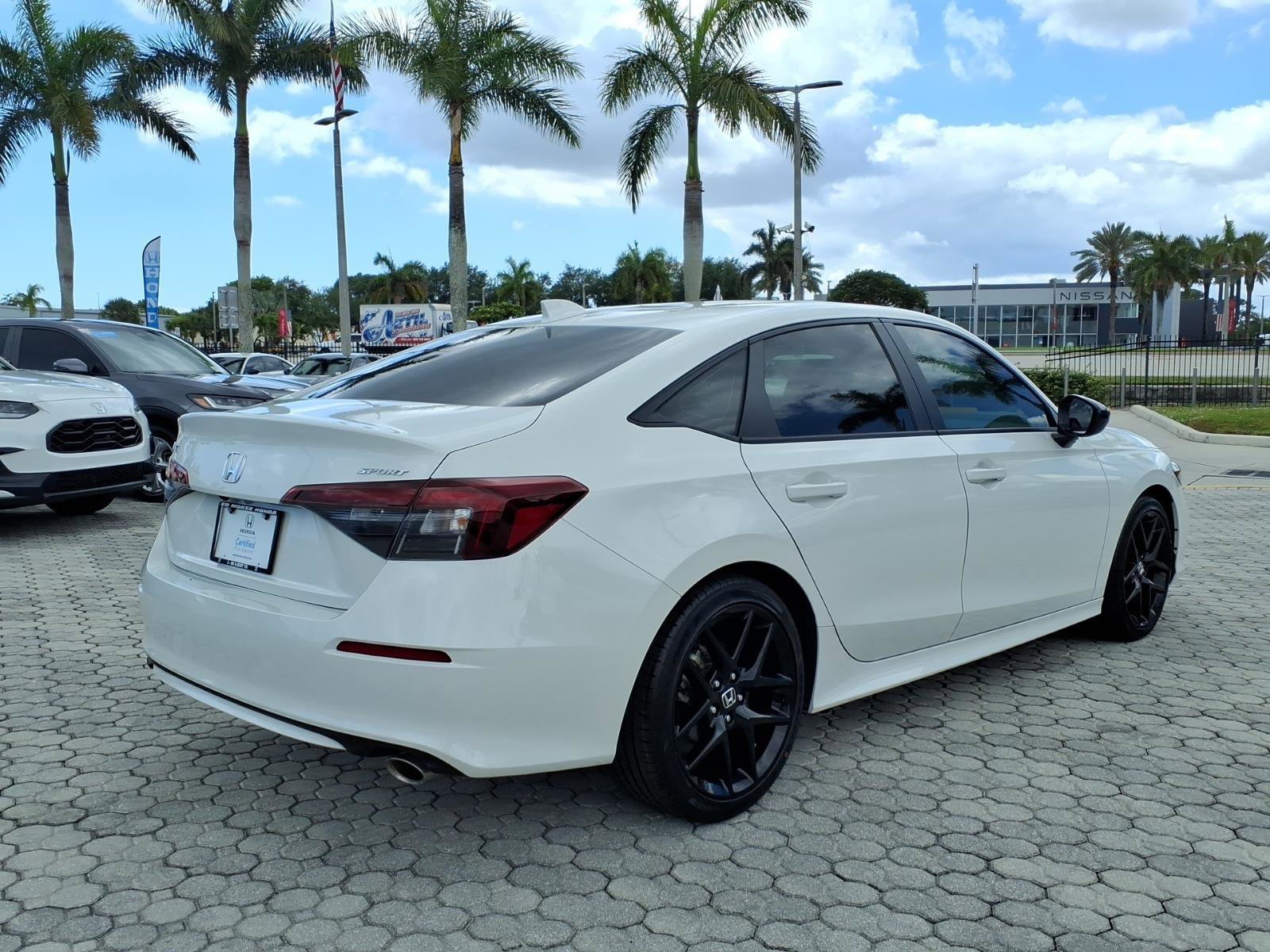 Used 2025 Honda Civic Sport image 17