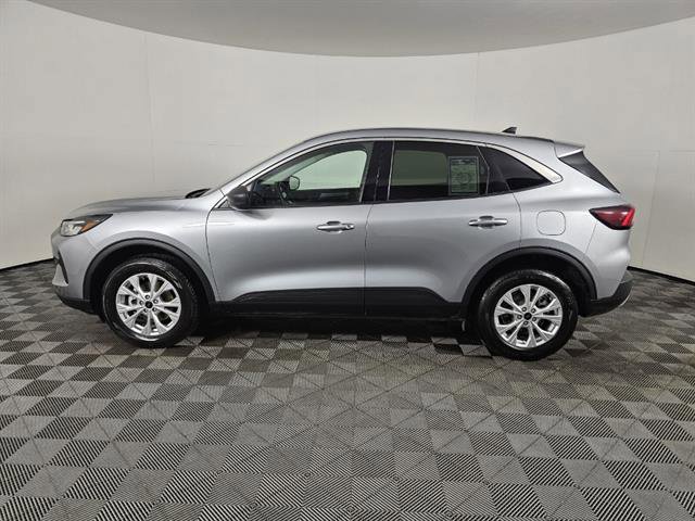 Used 2024 Ford Escape Active AWD/4WD image 8