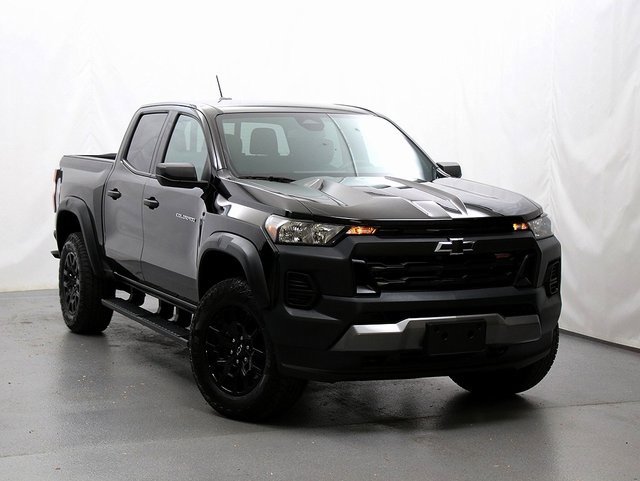 Used 2023 Chevrolet Colorado Trail Boss w/ Advanced Trailering Package