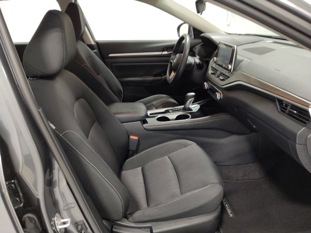 Used 2023 Nissan Altima 2.5 SV image 21