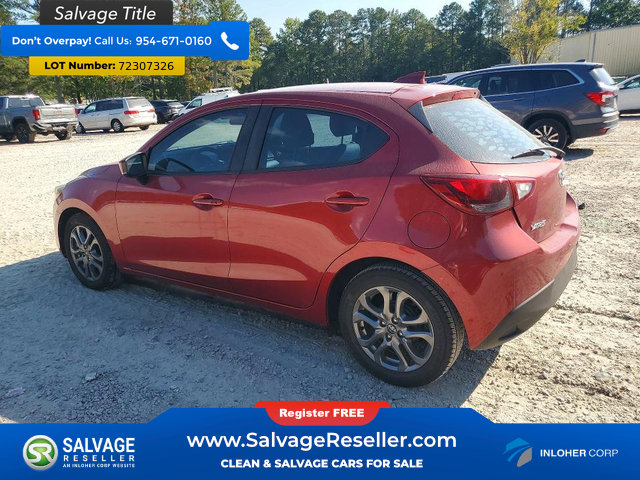 Used 2020 Toyota Yaris LE FWD image 3