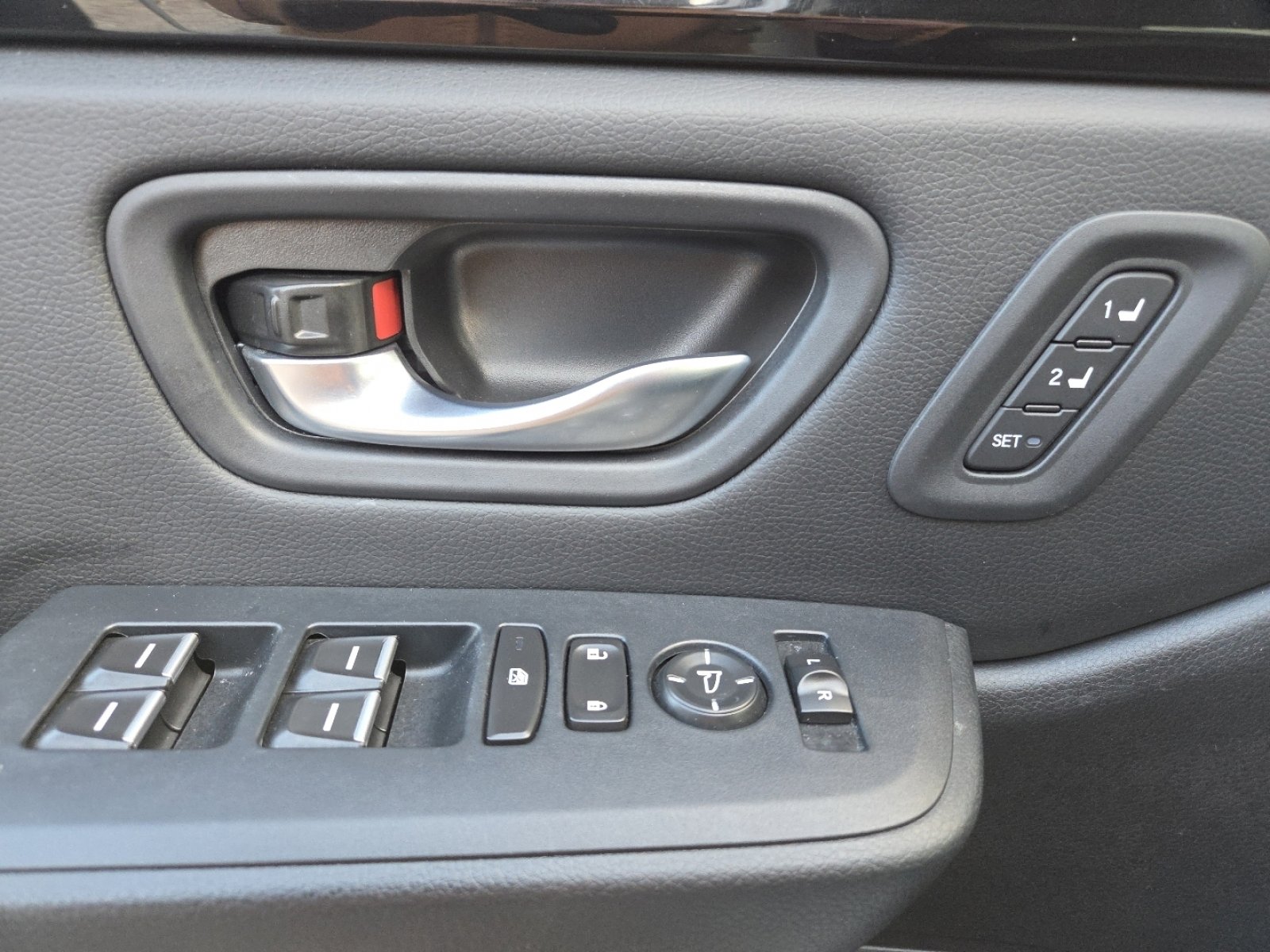 Certified 2023 Honda Pilot EX-L image 30