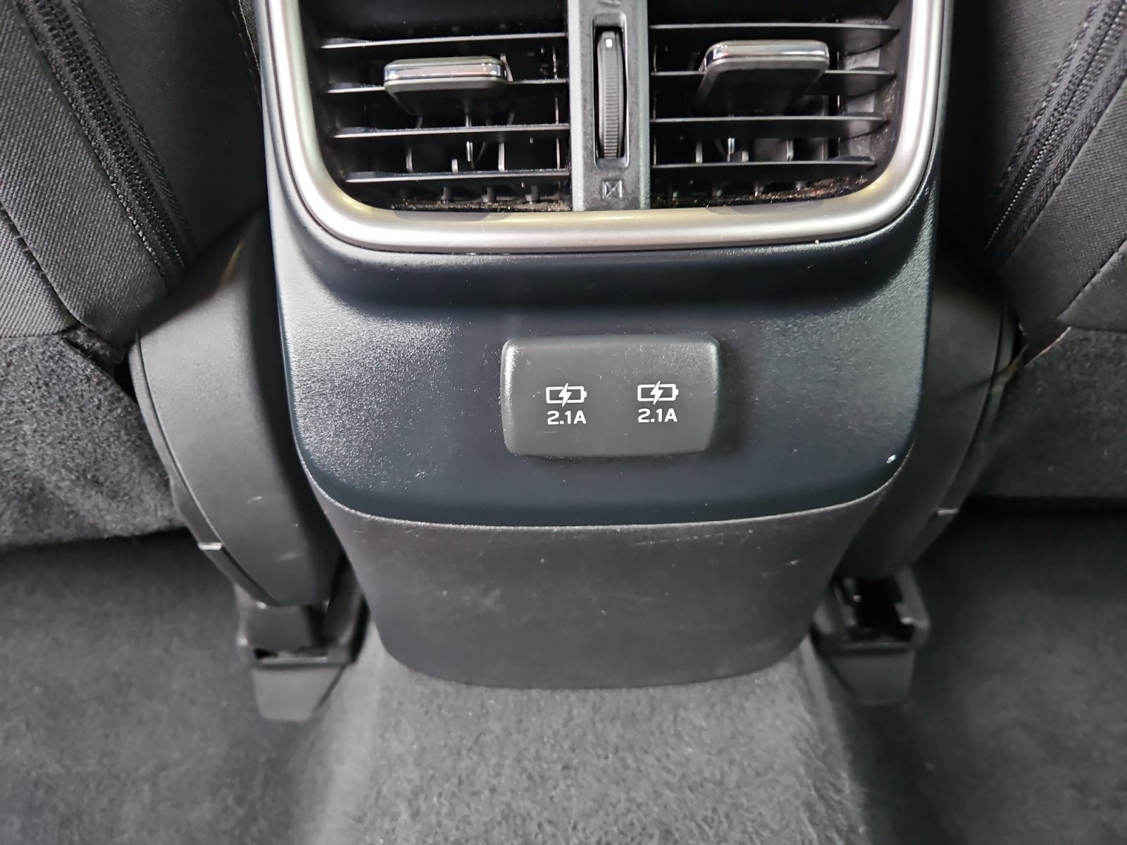 Used 2022 Subaru Outback Premium AWD/4WD image 14