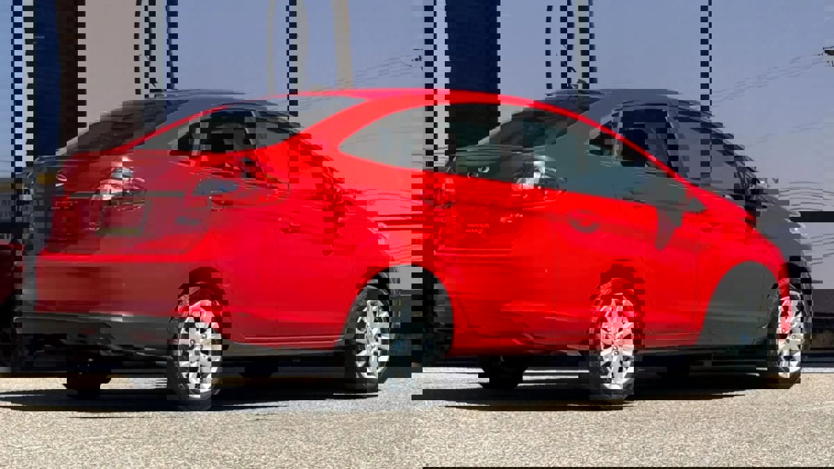 Used 2012 Ford Fiesta SE FWD image 12