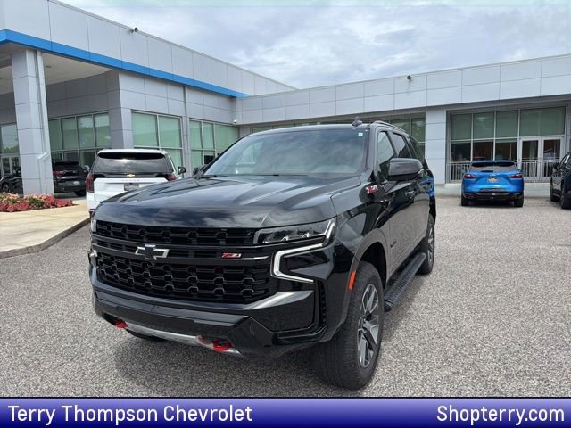 Used 2024 Chevrolet Tahoe Z71 w/ Luxury Package AWD/4WD image 1
