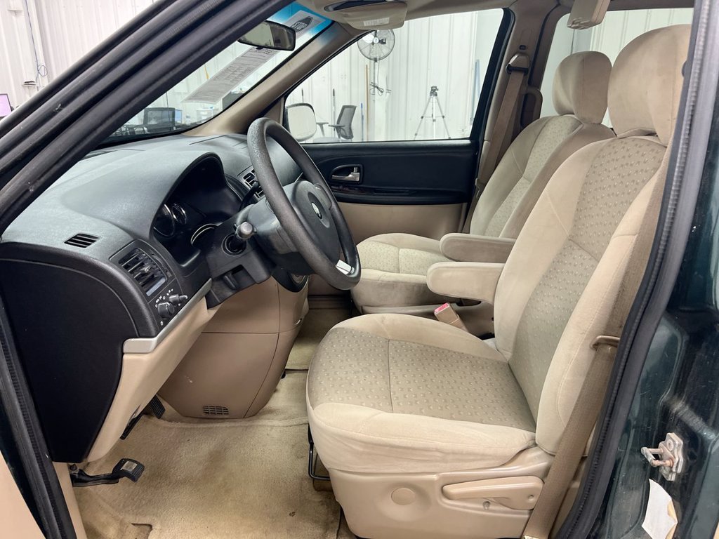 Used 2006 Chevrolet Uplander LS w/ Climate Package FWD image 18