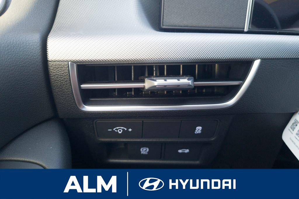 New 2026 Hyundai Sonata SEL FWD image 30