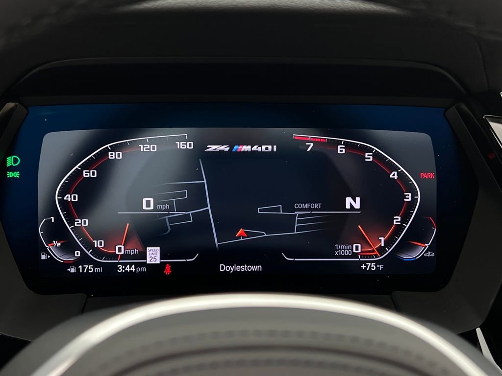 Certified 2025 BMW Z4 M40i w/ Edition image 20